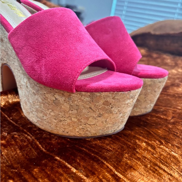 Liliana Women's Platform Heel Open Toe Chunky Block Heel- Color: Fushsia Suede! - Picture 5 of 7